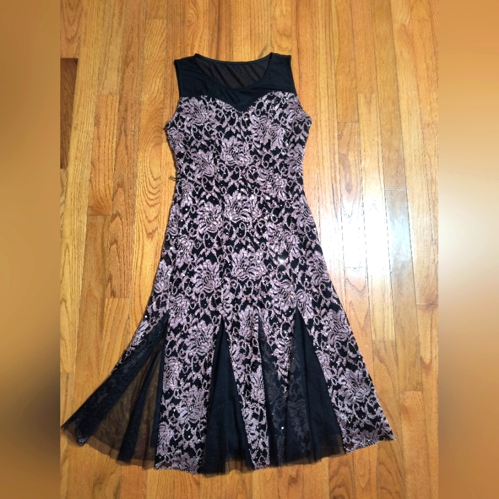 3/$10⭐Candalite sequined sheer shoulder ruffle dress, size small, pink and black